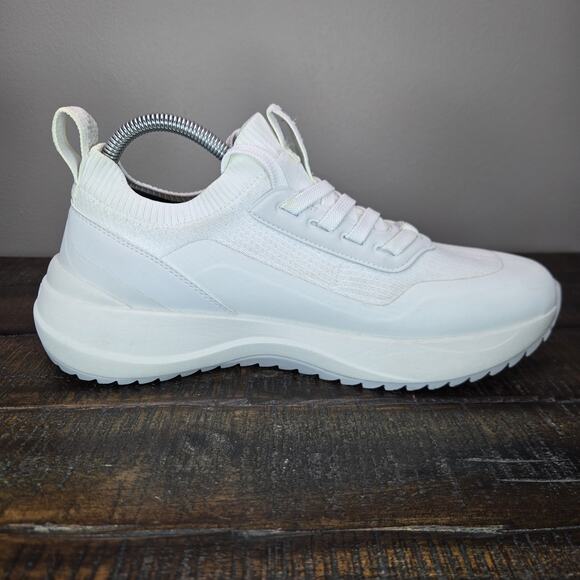 Vessi Stormburst Lowtop Mens Size 8 Waterproof Shoes Sneakers Hiking White main image 4
